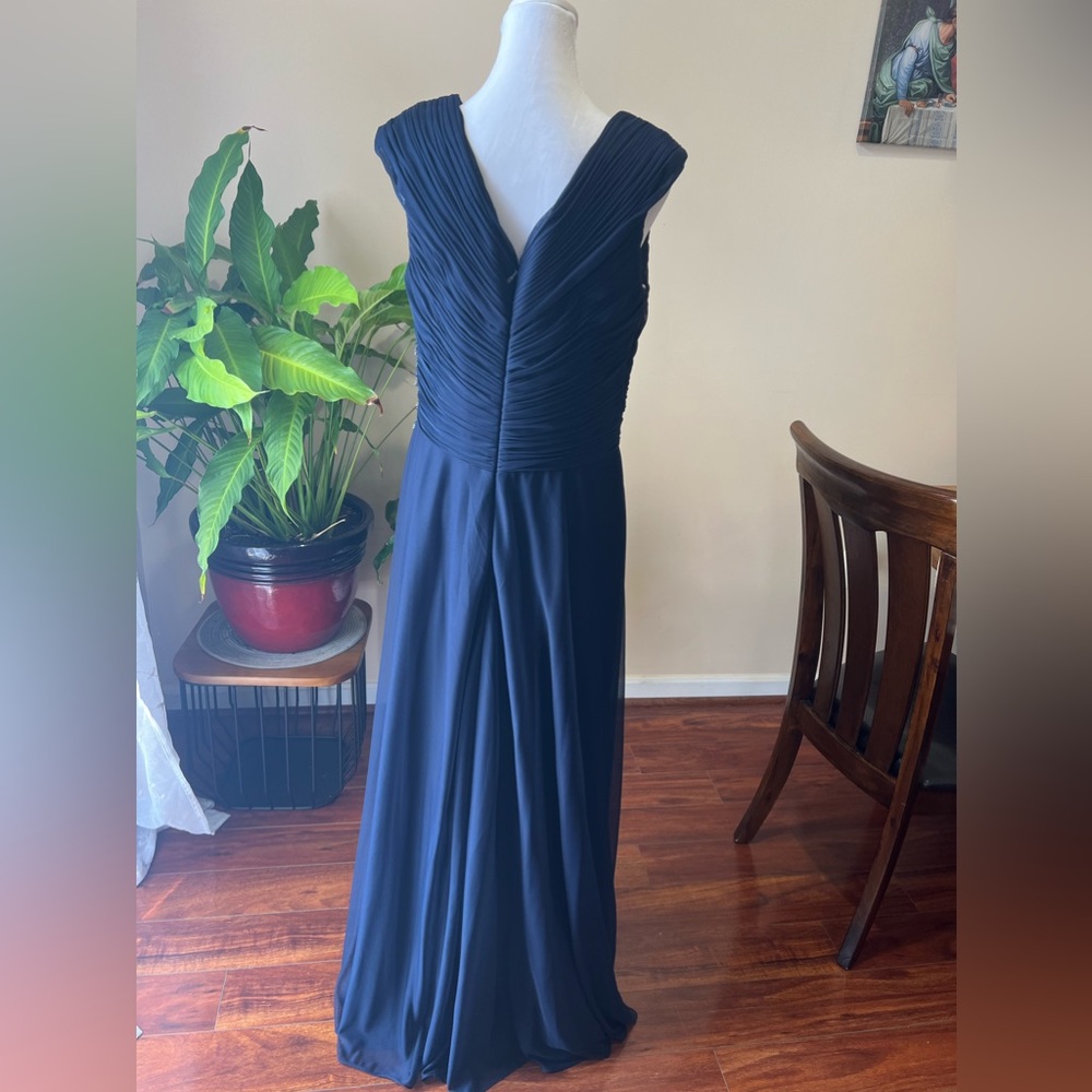 Camille La Vi Evening Dress. - Picture 6 of 12